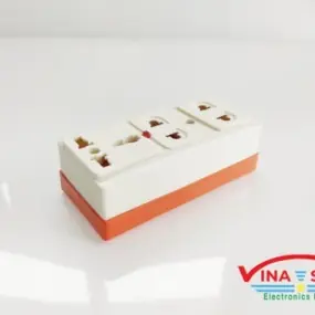 Ổ cắm 3 cửa có đa năng đế cam